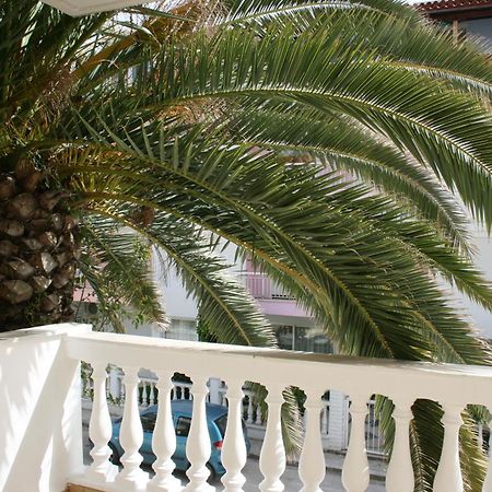 Dionisos Palms Apartments Paralia Dionysiou Exterior foto