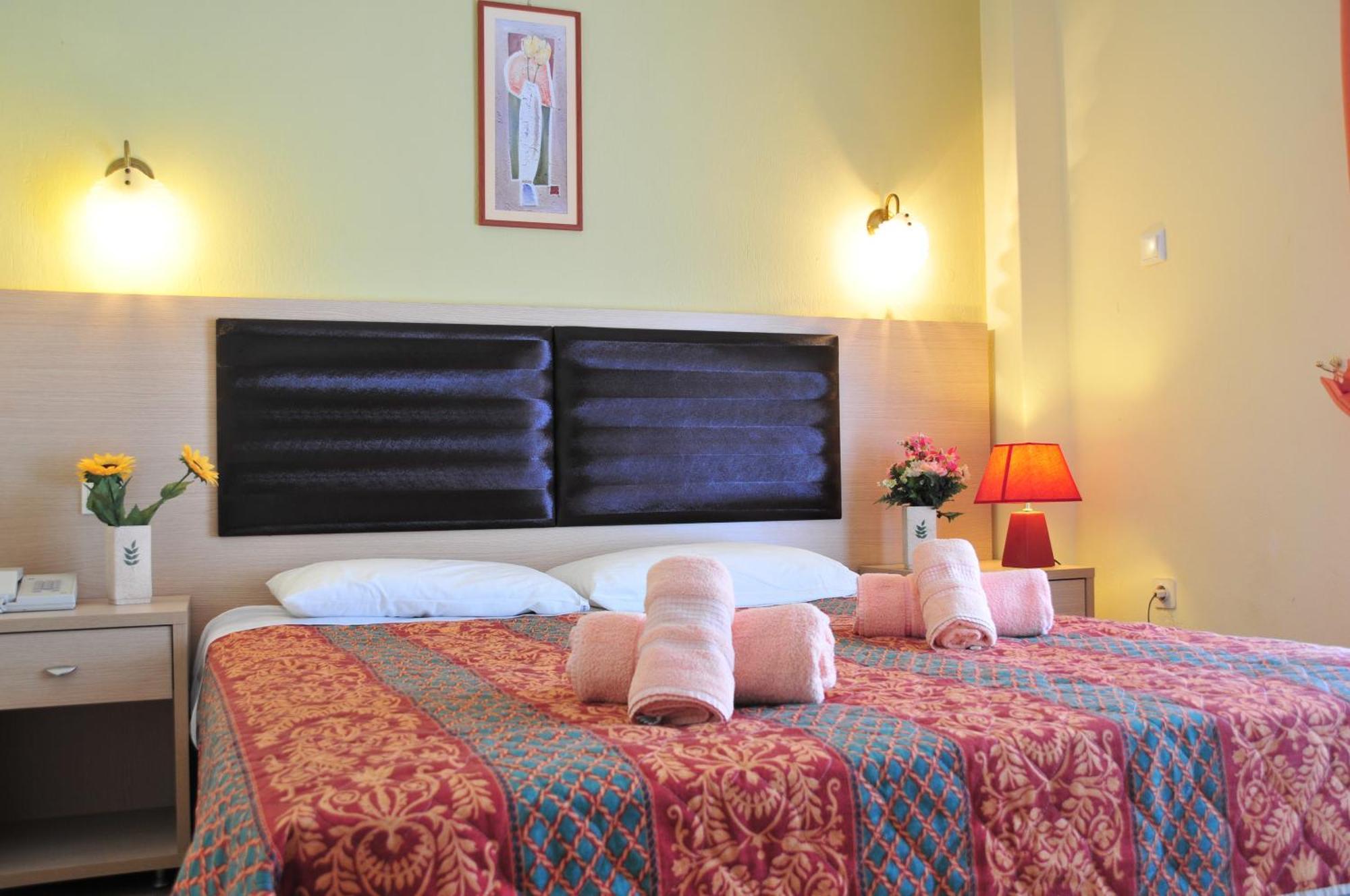 Dionisos Palms Apartments Paralia Dionysiou Quarto foto
